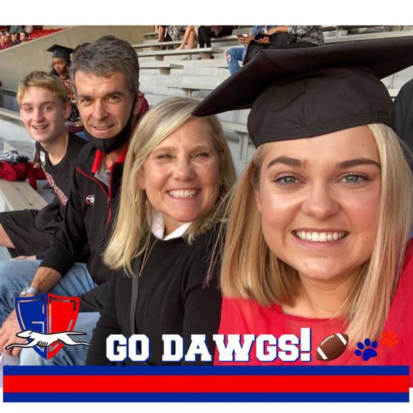 Meet your Posher, Lisa - Picture 1 of 1